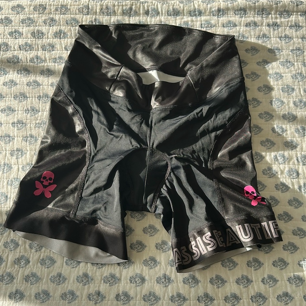 Betty Designs #badassisbeautiful Tri Shorts M